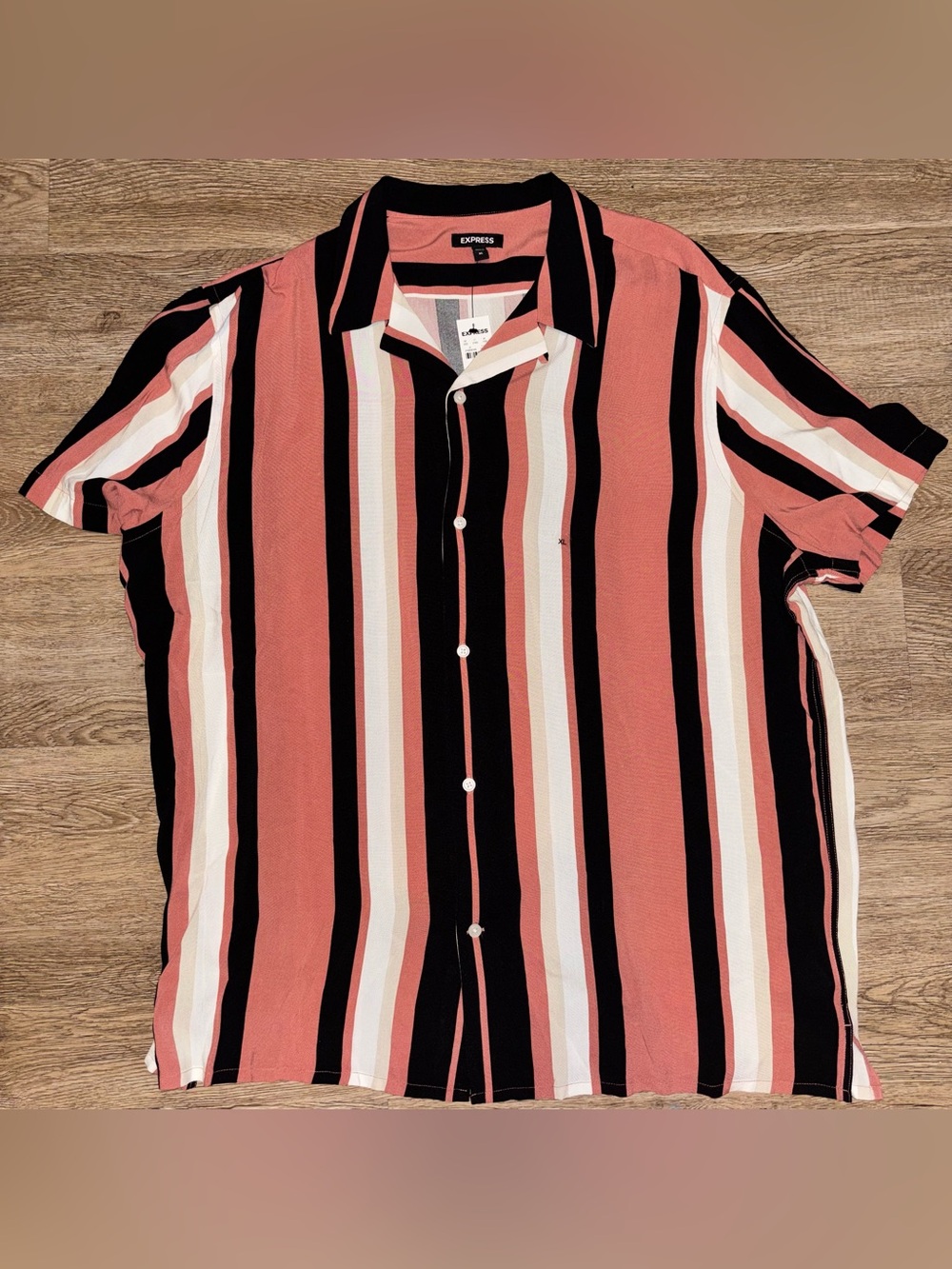 Express short-sleeve button-down shirt -A5